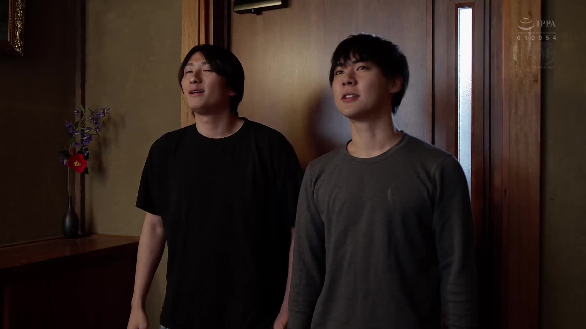 鎮民協會的人妻被當作乳交器 ～調教N杯乳房的中年男人團聚會～城崎百瀨 - AV大平台 - 中文字幕，成人影片，AV，國產，線上看