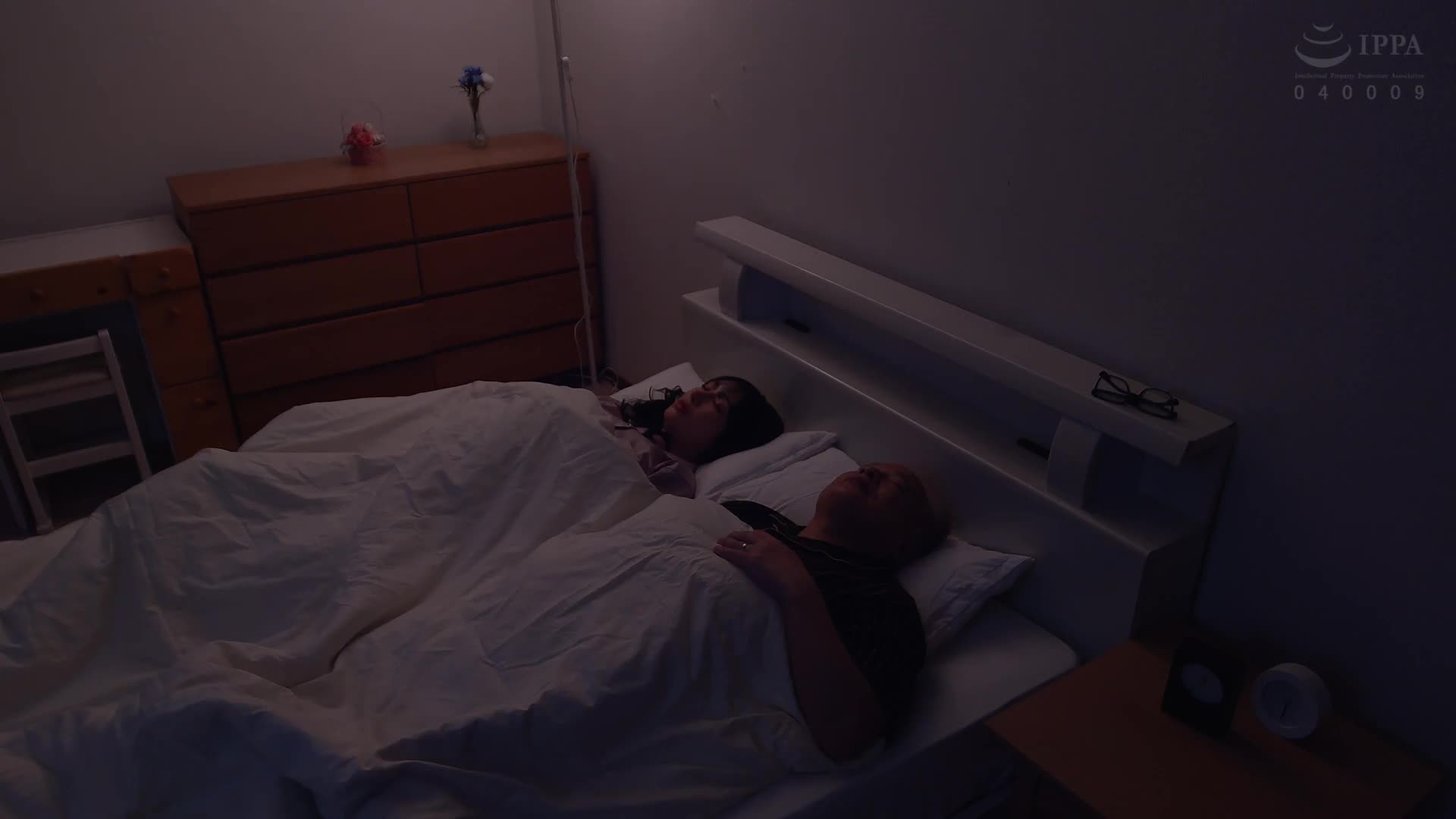 親父的再婚對象太過性欲旺盛...用淫語和乳交折磨我的淫蕩巨乳熟女繼母 小野坂唯花 - AV大平台 - 中文字幕，成人影片，AV，國產，線上看