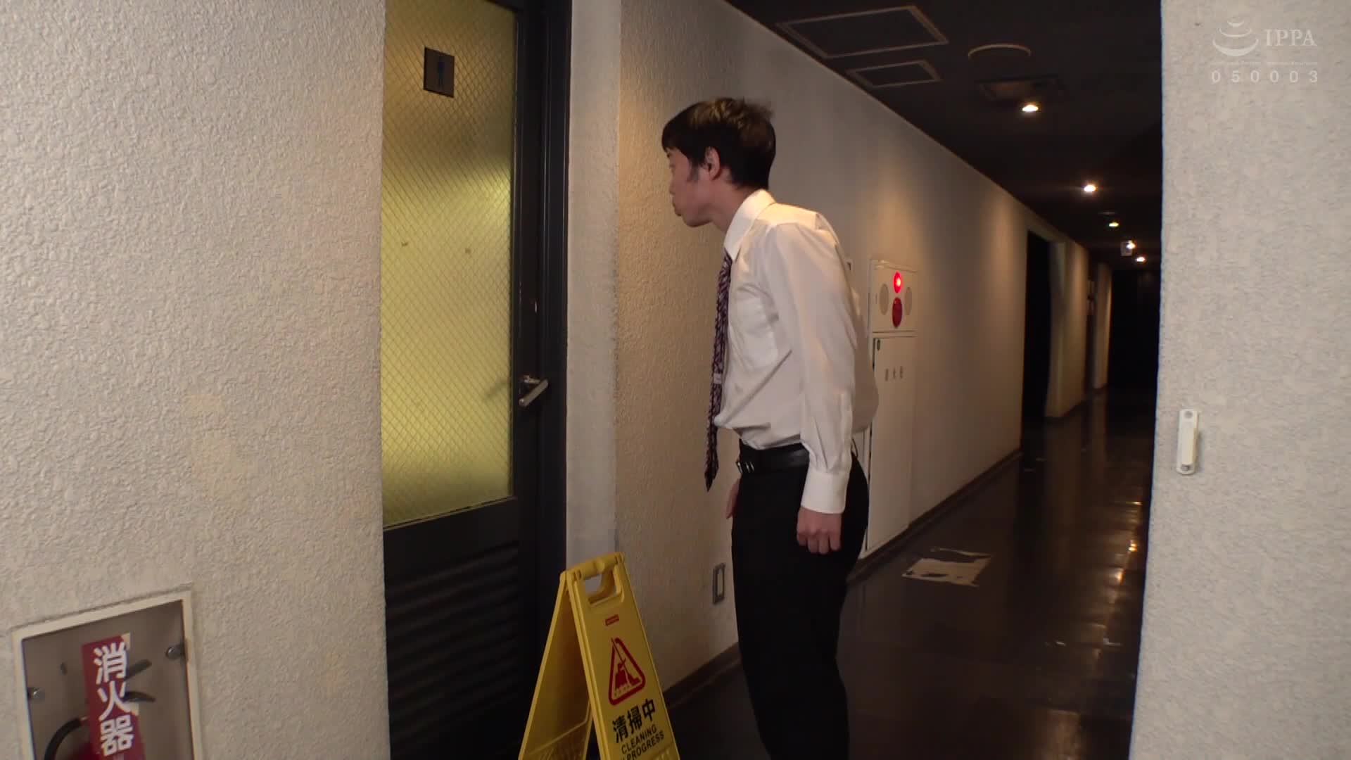 真面目而安靜的北野小姐，在看到男性生殖器時，會口沒遮攔地說著淫穢的言語，並且對任何人都會進行猥褻的口交。北野未奈 - AV大平台 - 中文字幕，成人影片，AV，國產，線上看