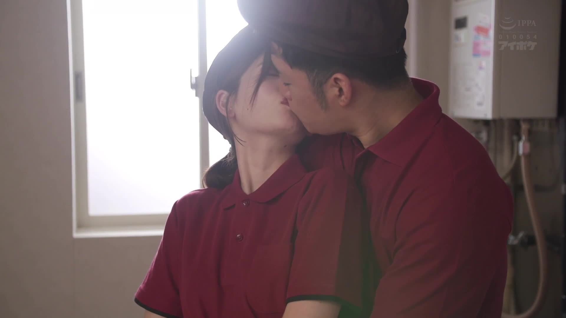 這是一個真實生動的非虛構故事：作為已婚的牛丼店員，我為何會沉迷於與年輕學生發生不忠中出性行為，他將我視為女性的原因。明里紬 - AV大平台 - 中文字幕，成人影片，AV，國產，線上看