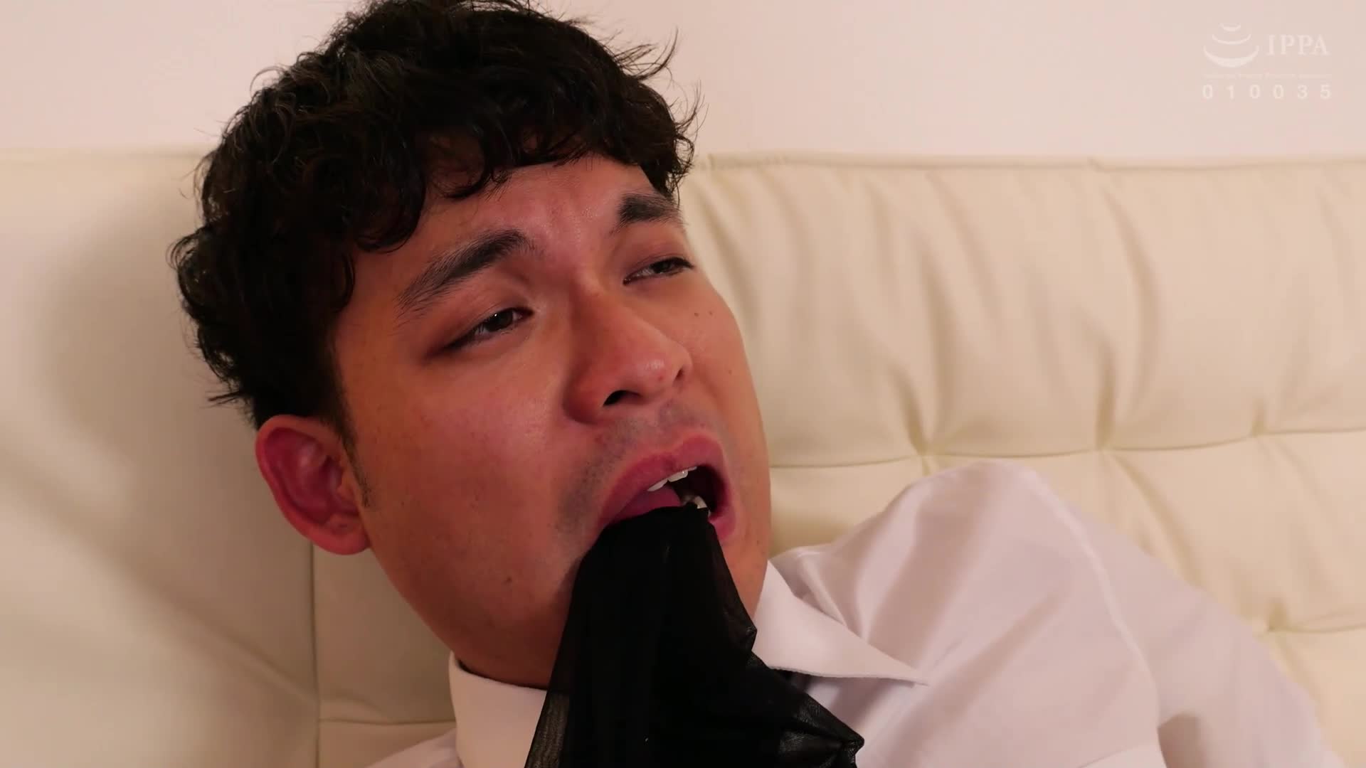 迷人的黑絲襪女上司 依本詩織 - AV大平台 - 中文字幕，成人影片，AV，國產，線上看