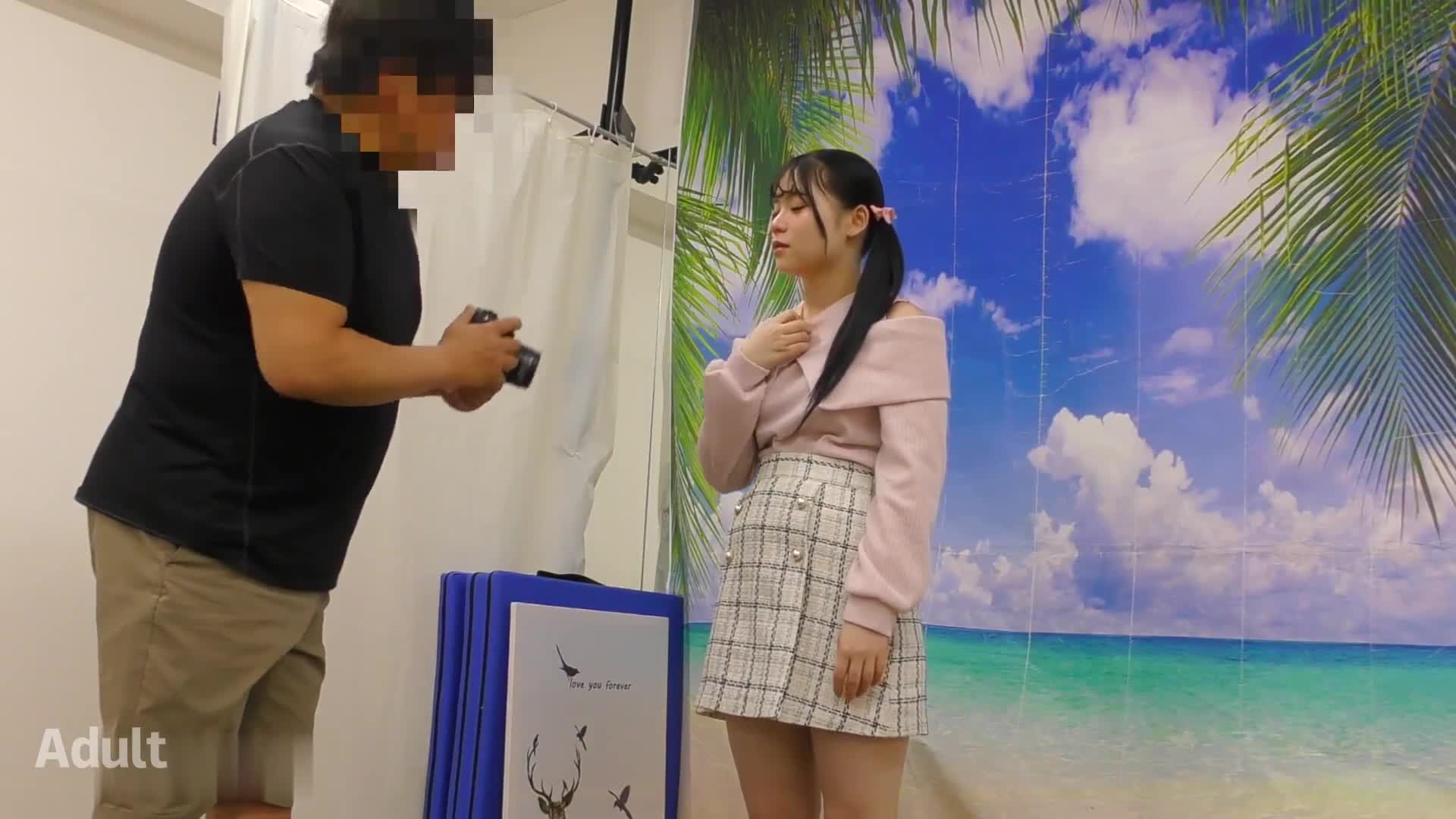 在家中進行的業餘短裙偷拍個人拍攝會vol.104!! 充滿活力的新鮮力量全開!!充滿青春和可愛的終極靚麗拍攝會!! - AV大平台 - 中文字幕，成人影片，AV，國產，線上看