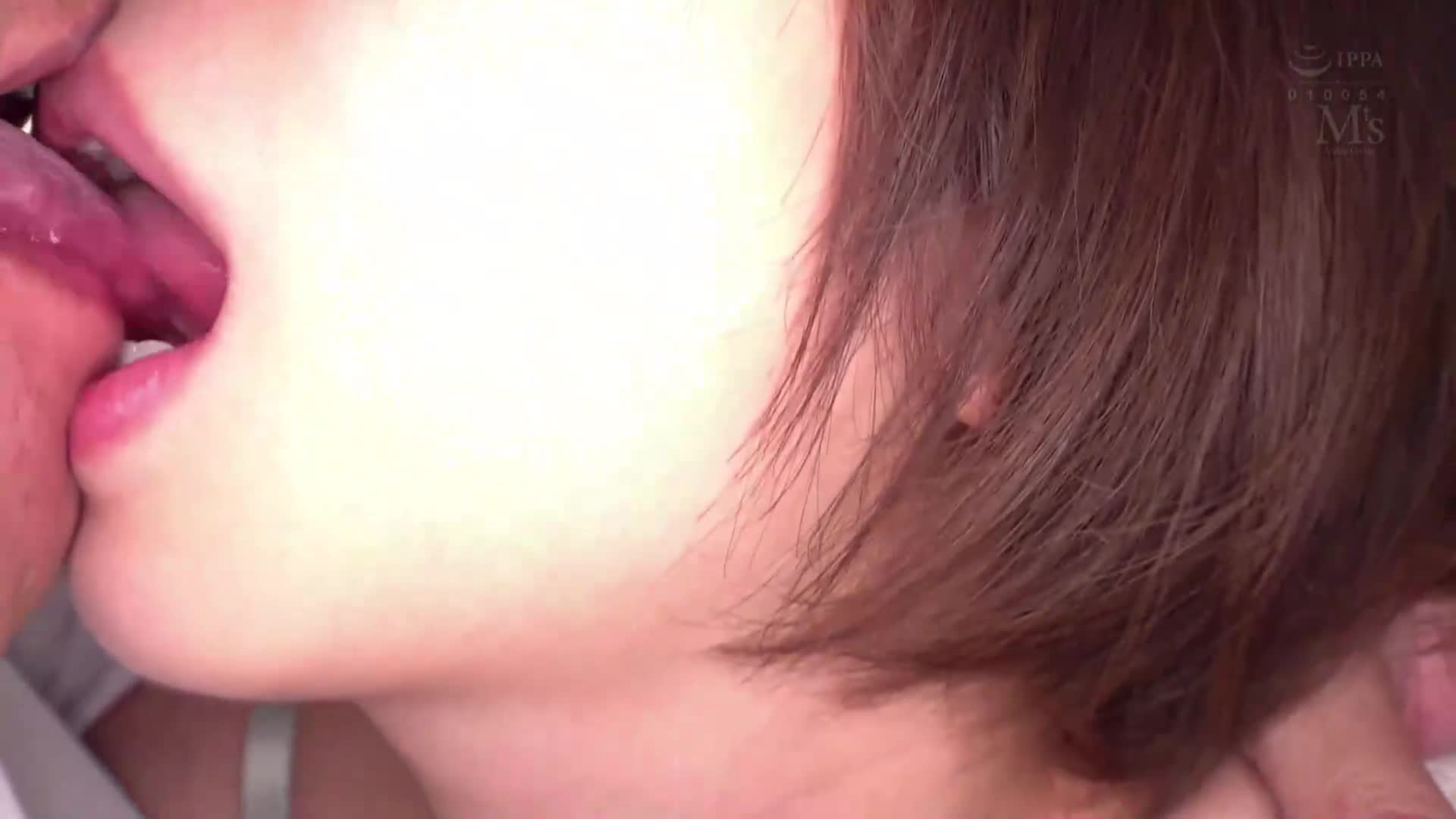 寫真偶像溫泉身體面試 想變得出名吧？這種事情每個人都在做（笑）- 宍戶里帆 - AV大平台 - 中文字幕，成人影片，AV，國產，線上看