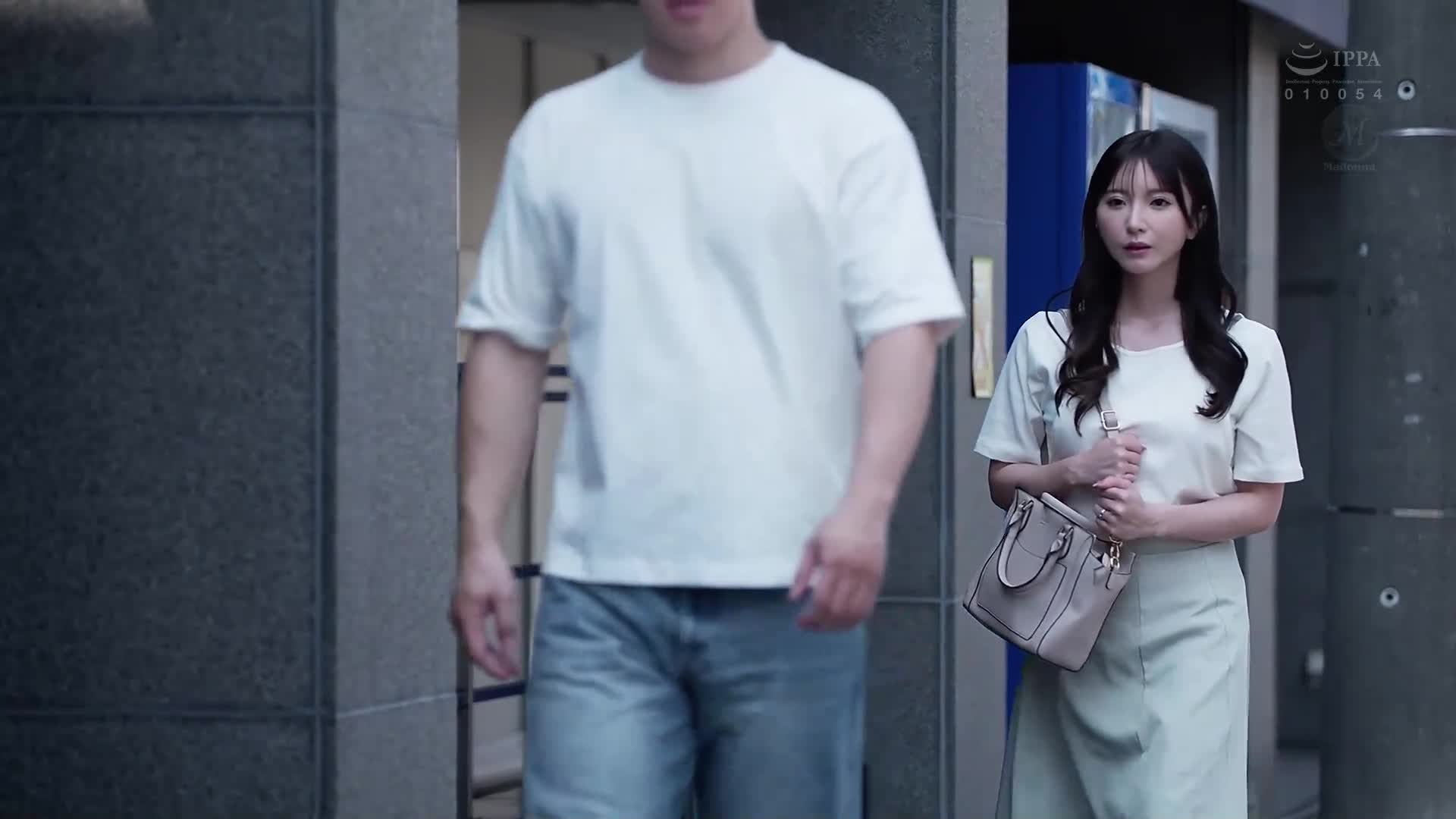 [AI解碼版]『與妻子每週三次發生性關係』的自誇朋友，我偷走他的妻子，每週五次每次四次共計二十次內射。 新妻優香 - AV大平台 - 中文字幕，成人影片，AV，國產，線上看