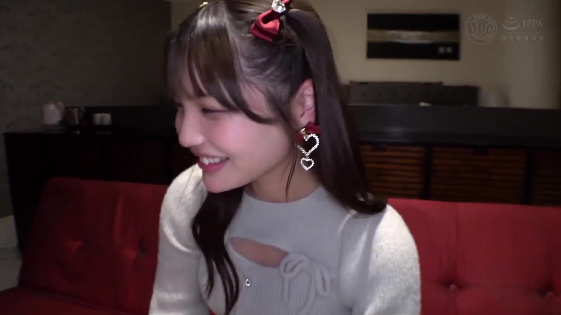 [AI解碼版]【比耶無雙×G罩杯神身材】毫無弱點的偶像級美少女為了支持者而敞開雙腿賺錢ww 雖然臉上看起來不懂性愛，但卻是超細膩早洩體質！每次高潮都讓懲罰抽插加速，露出得意的表情享受極致高潮ww【跟陽具玩耍】【美露】 - AV大平台 - 中文字幕，成人影片，AV，國產，線上看