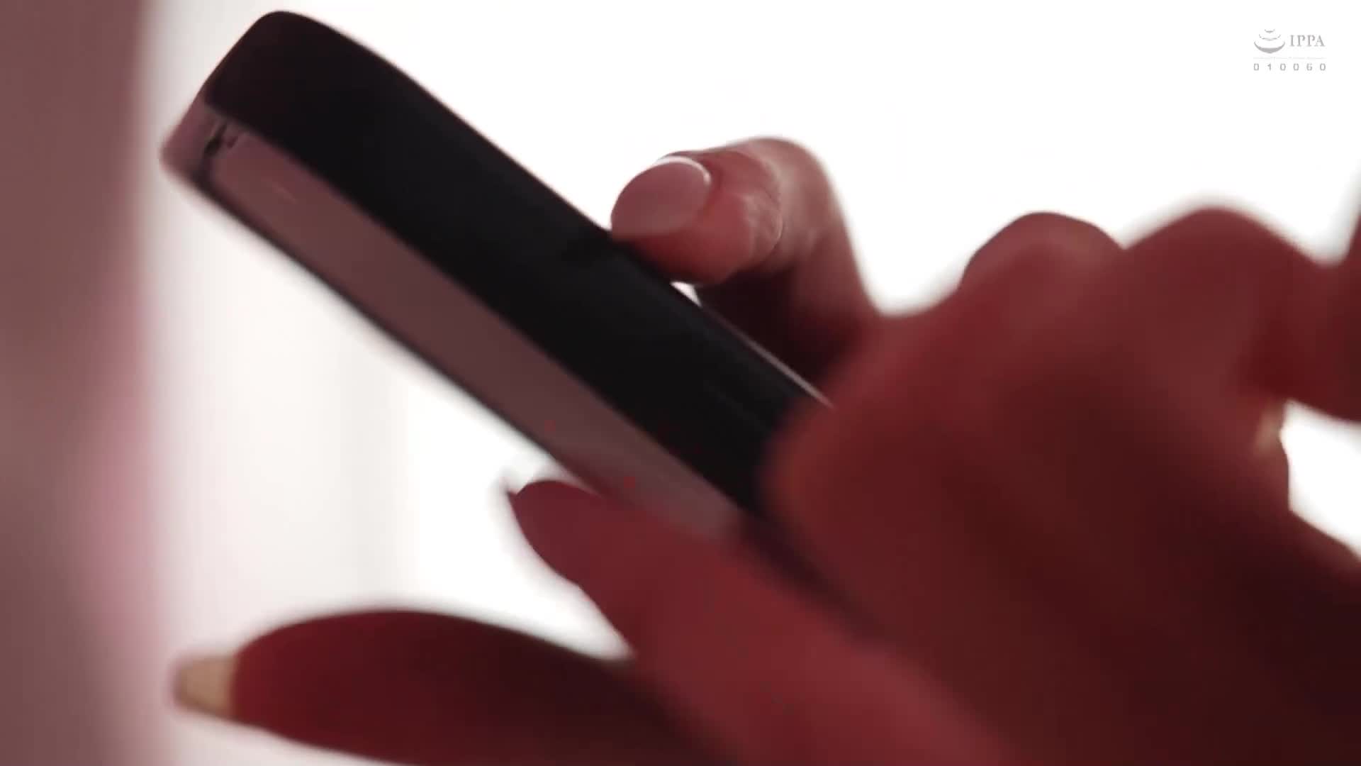 [AI解碼版]一旦戴上後無法脫下的魔改造面具中吸收濃縮媚藥，導致無奈地發情的美容客戶，在揉大奶時不受控制地顫抖，刺激陰蒂時變得神志不清，自願腰輪擺動噴濺潮水，連連高潮不斷，被操作成早洩體質。 - AV大平台 - 中文字幕，成人影片，AV，國產，線上看