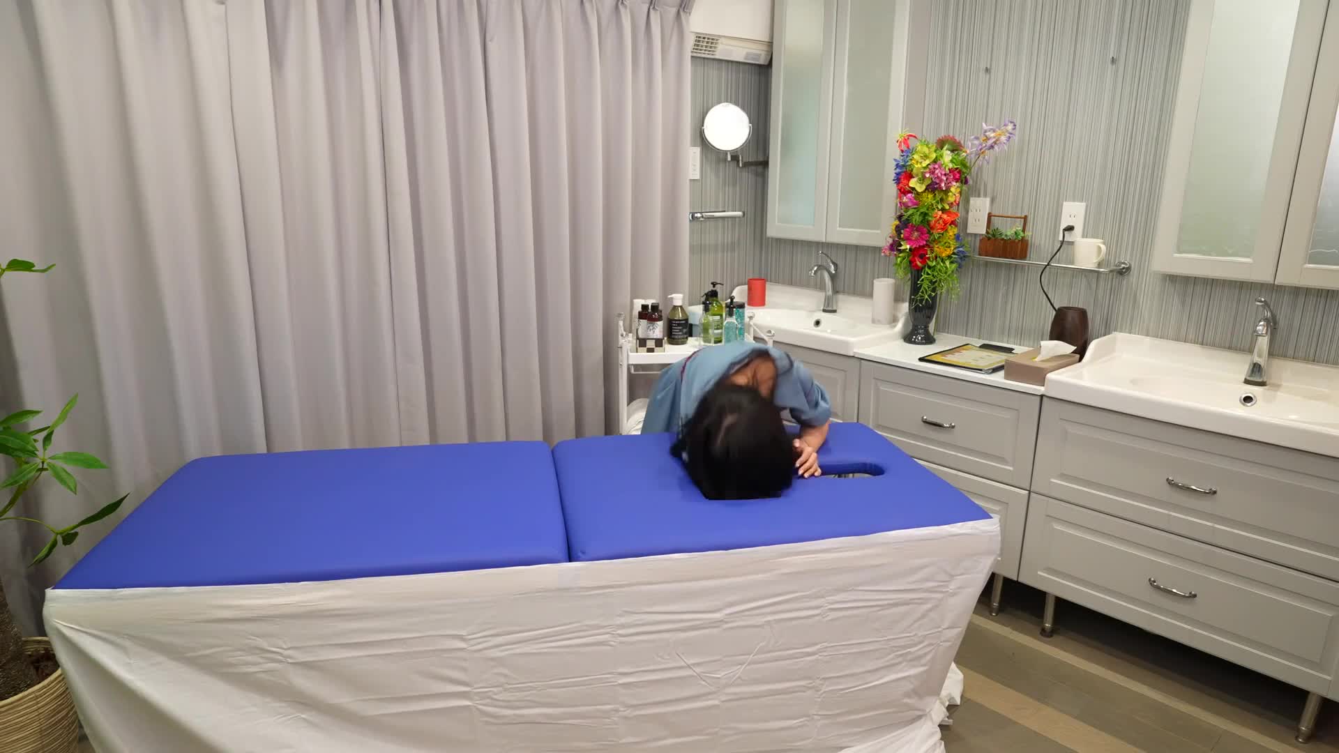 妹發現乳暈敏感後，姐姐被嬉笑戲弄的敏感乳頭女兒3廣瀨美結 由良佳奈 - AV大平台 - 中文字幕，成人影片，AV，國產，線上看