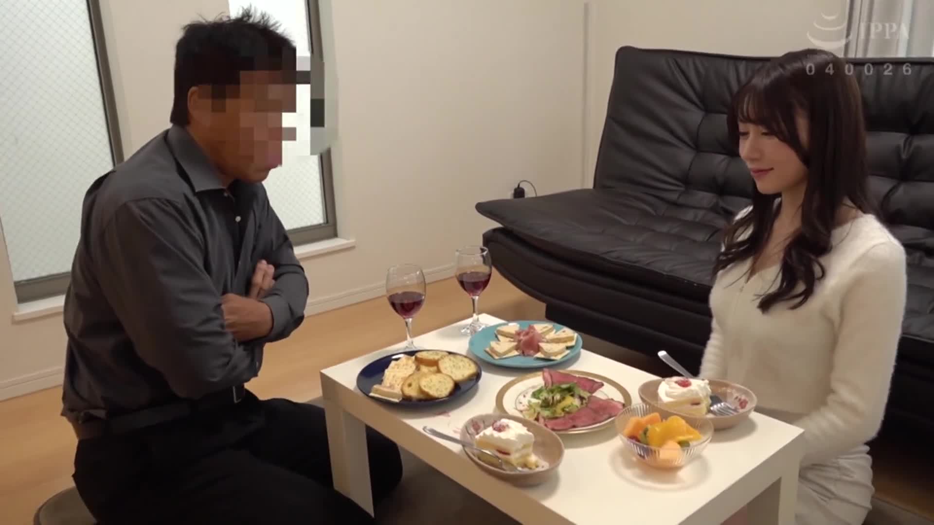 【悲報】愛妻被脫衣嬌棍男子勾引，被拍攝遭逢100次高潮的畫面。 - AV大平台 - 中文字幕，成人影片，AV，國產，線上看